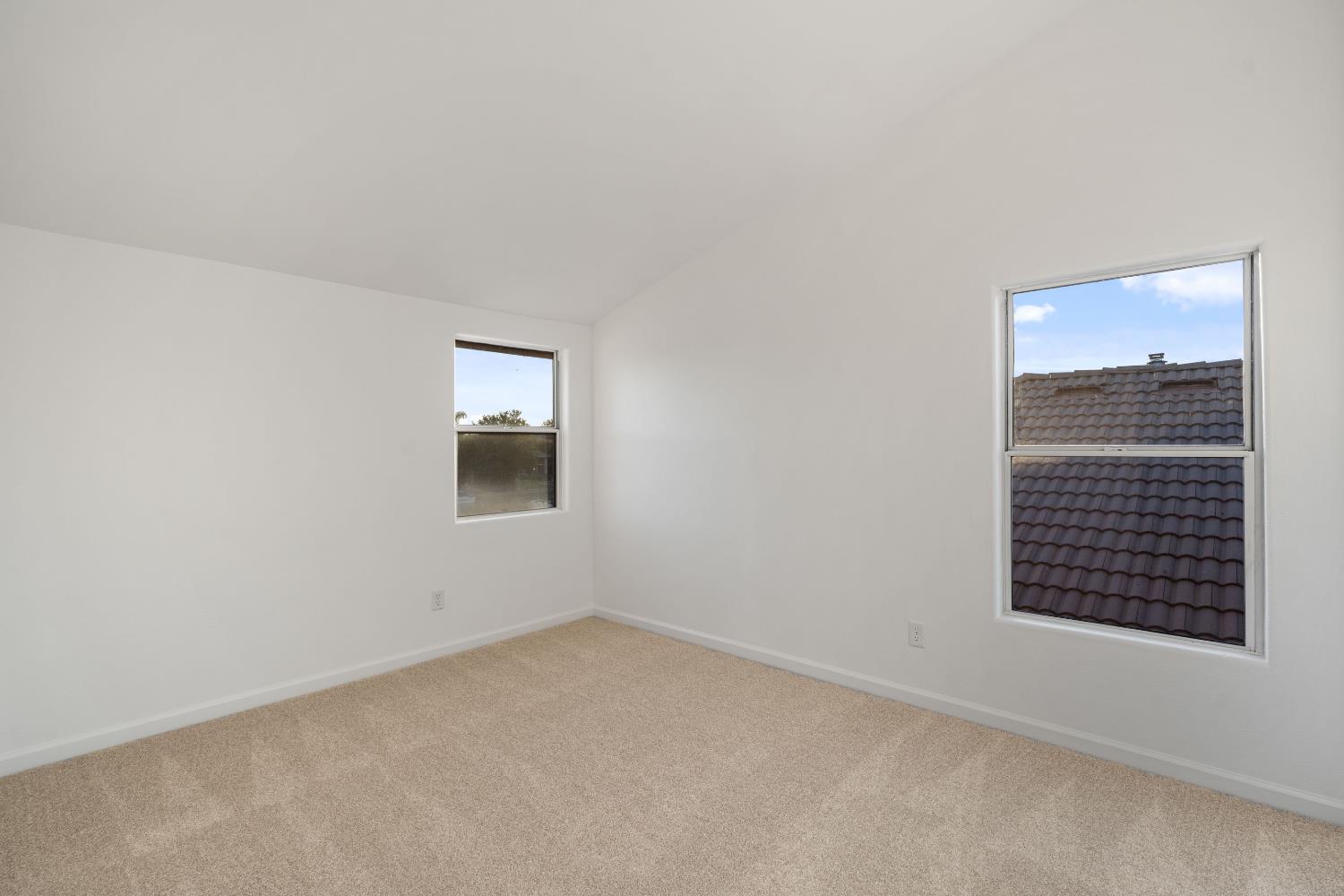 10873 E Clearwater Way, Clovis, CA 93619