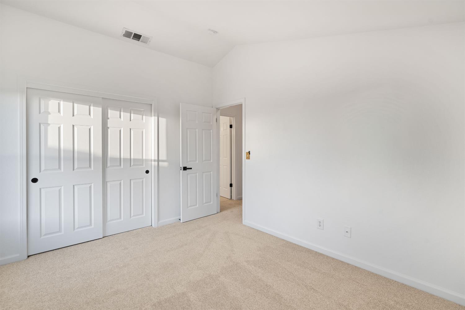 10873 E Clearwater Way, Clovis, CA 93619