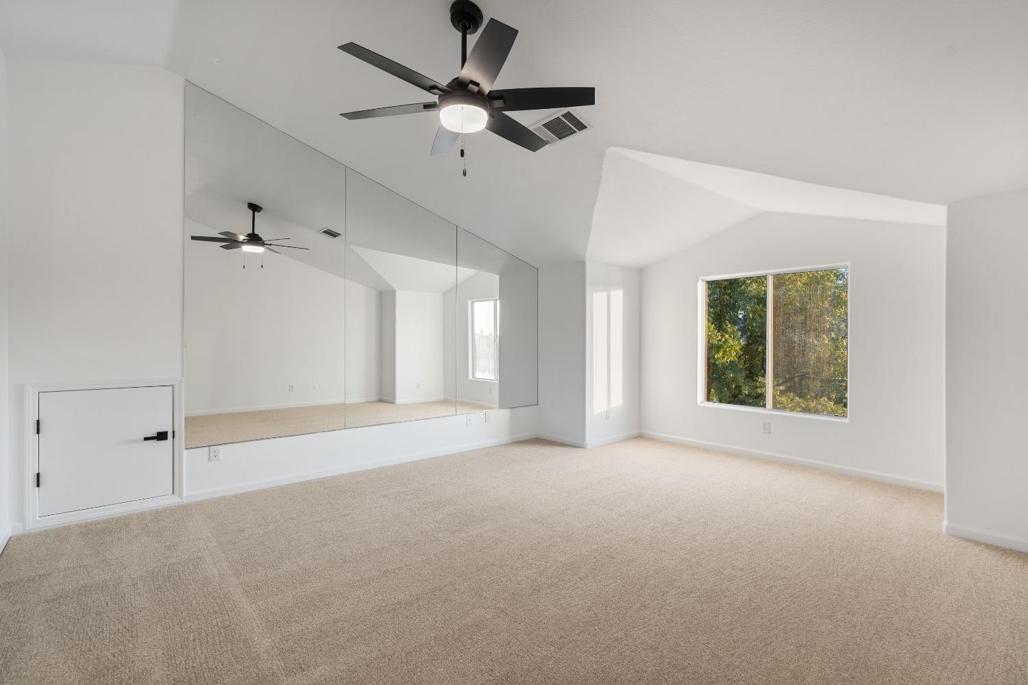10873 E Clearwater Way, Clovis, CA 93619