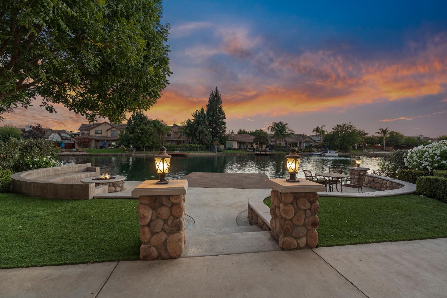 10873 E Clearwater Way, Clovis, CA 93619