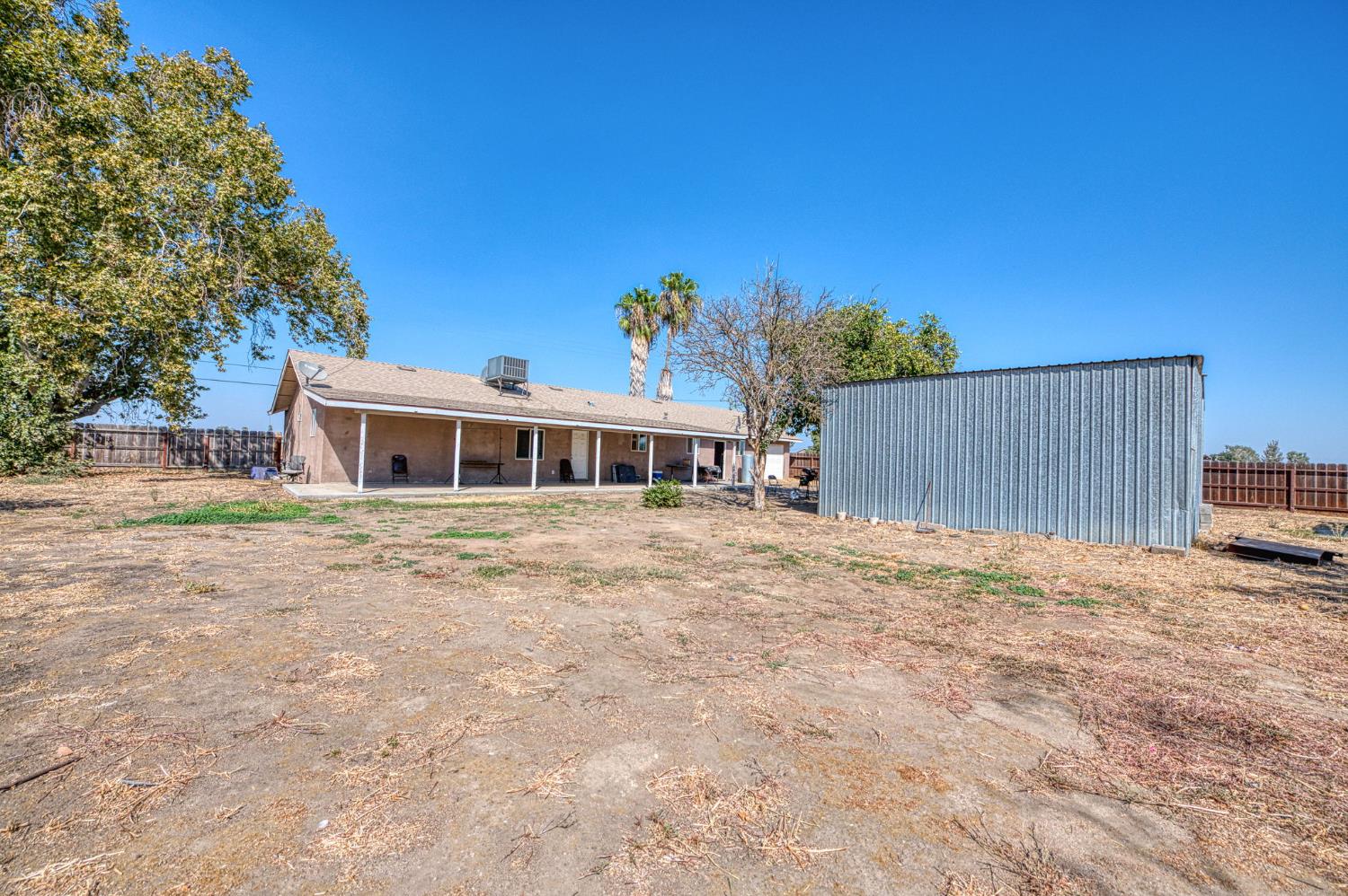 3555 W Nielsen Ave, Fresno, CA 93706