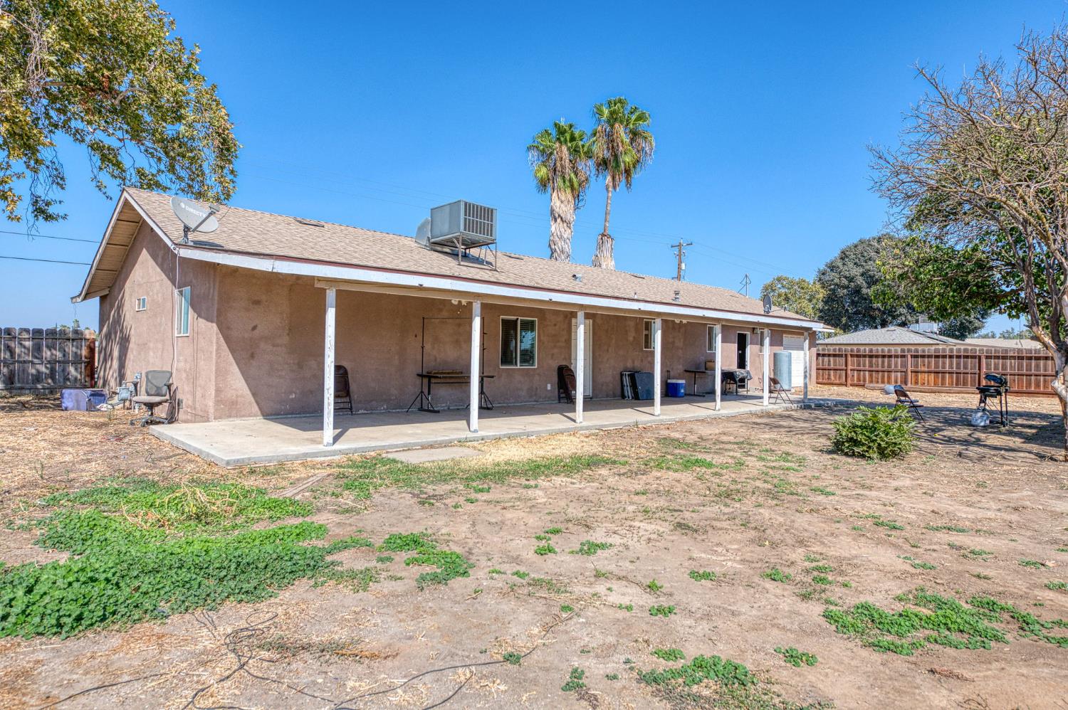 3555 W Nielsen Ave, Fresno, CA 93706