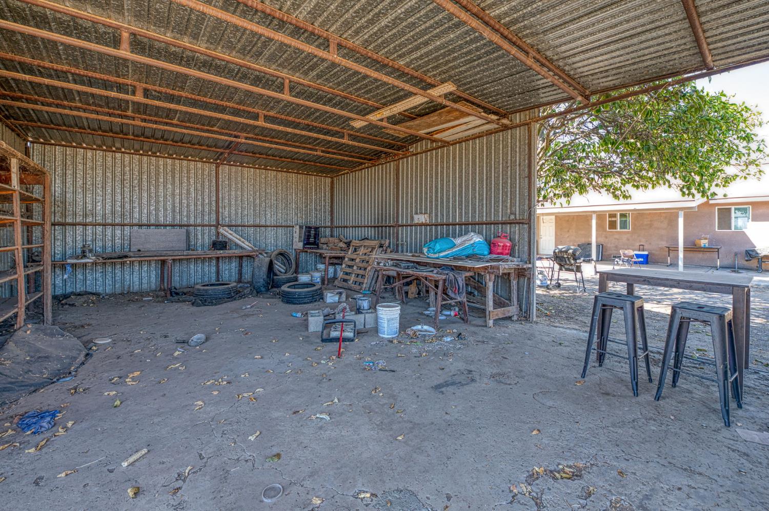 3555 W Nielsen Ave, Fresno, CA 93706
