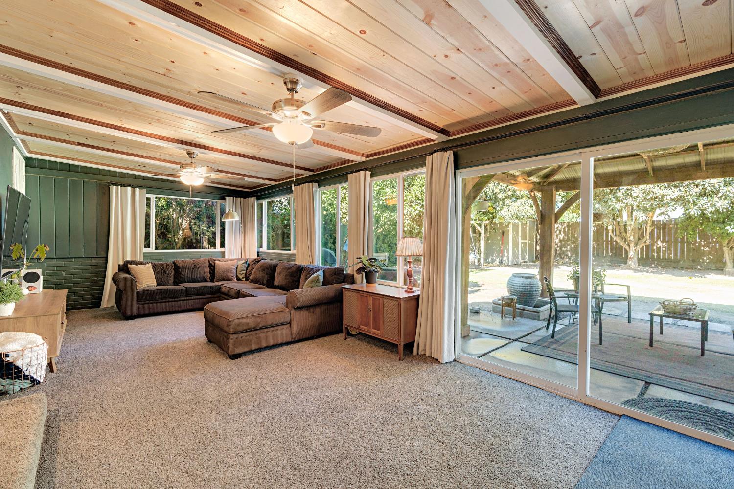 1076 W Myrtle, Visalia, CA 93277