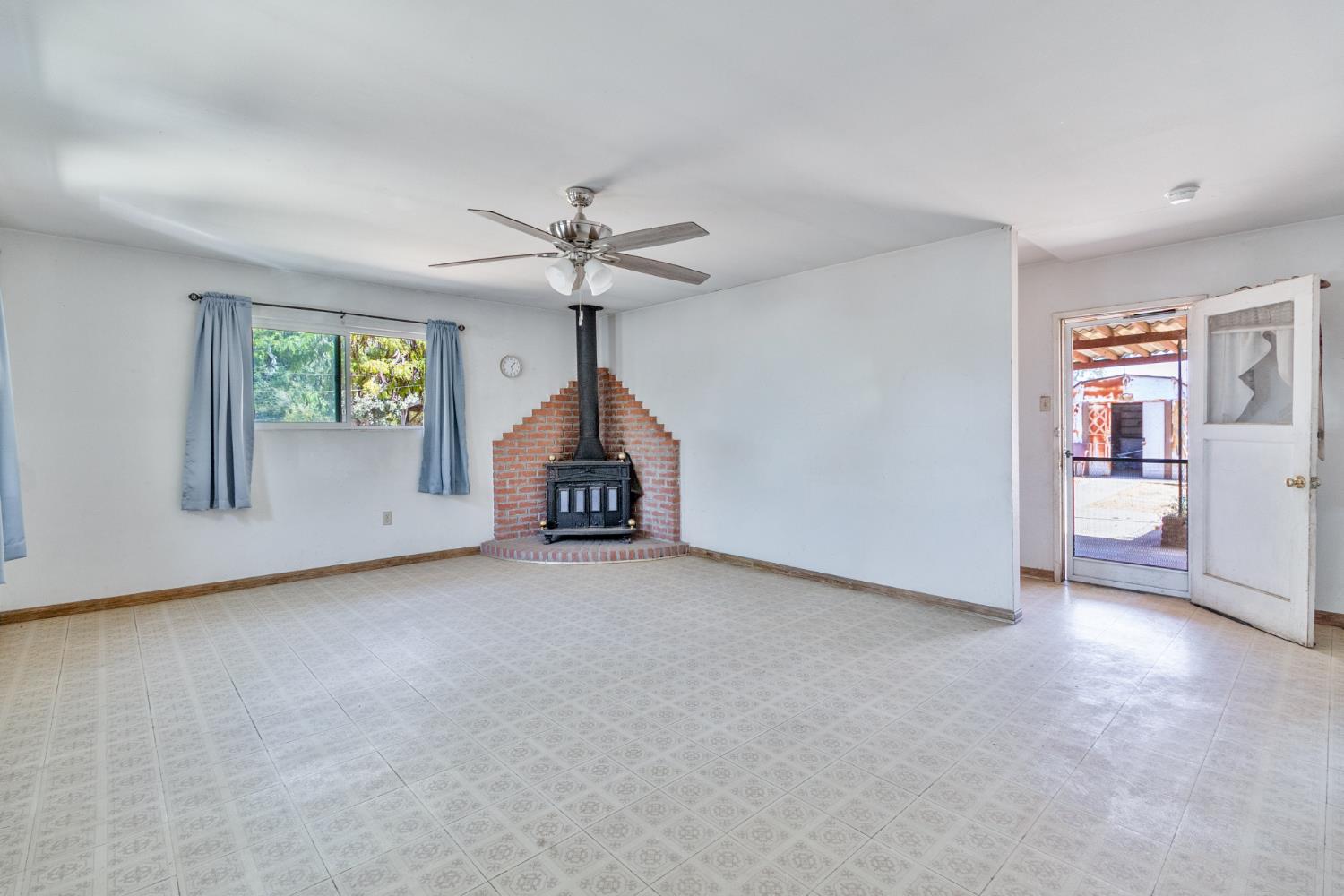 16305 Road 28, Madera, CA 93638