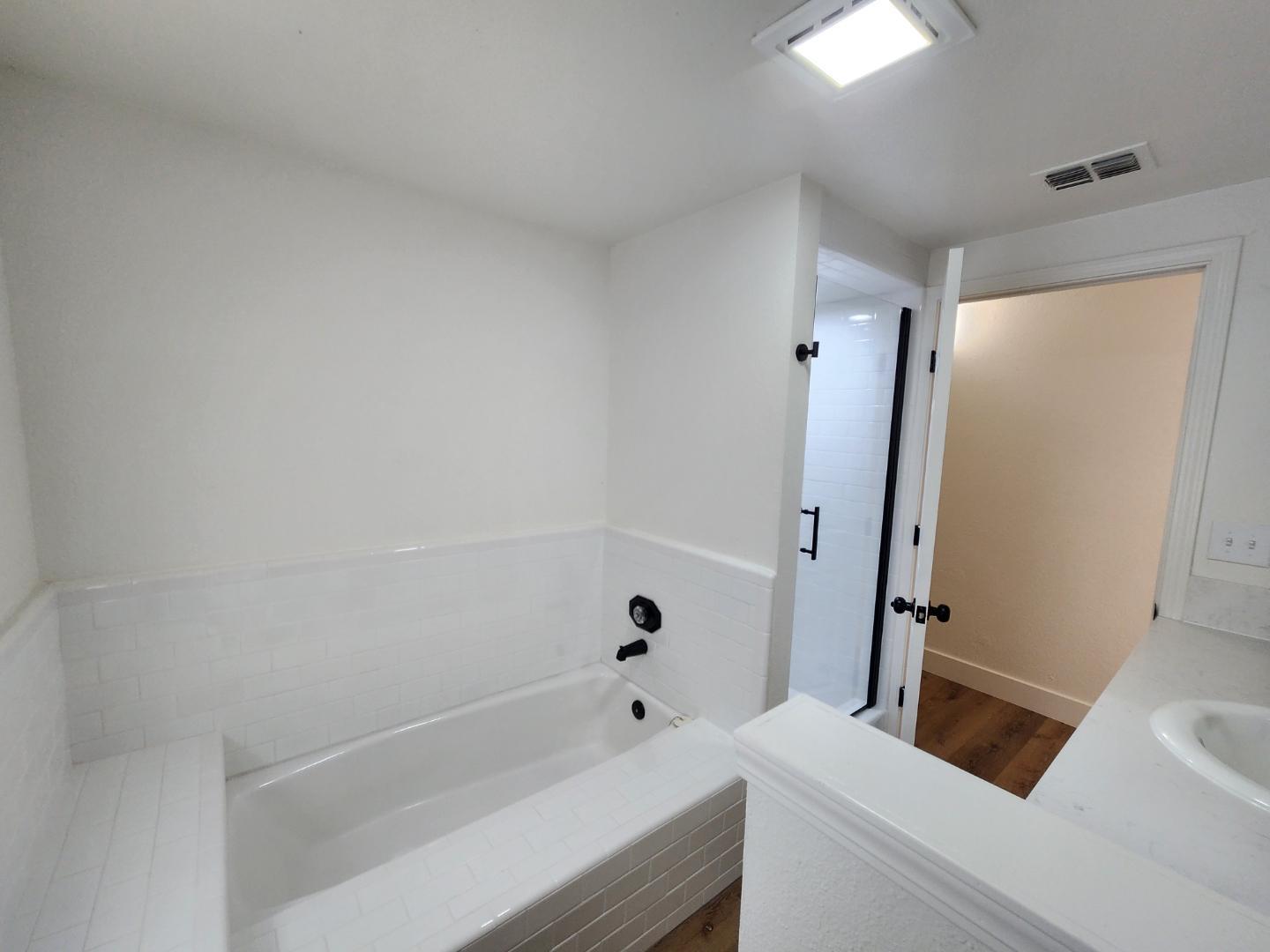 18626 Ridgedale Dr, Madera, CA 93638