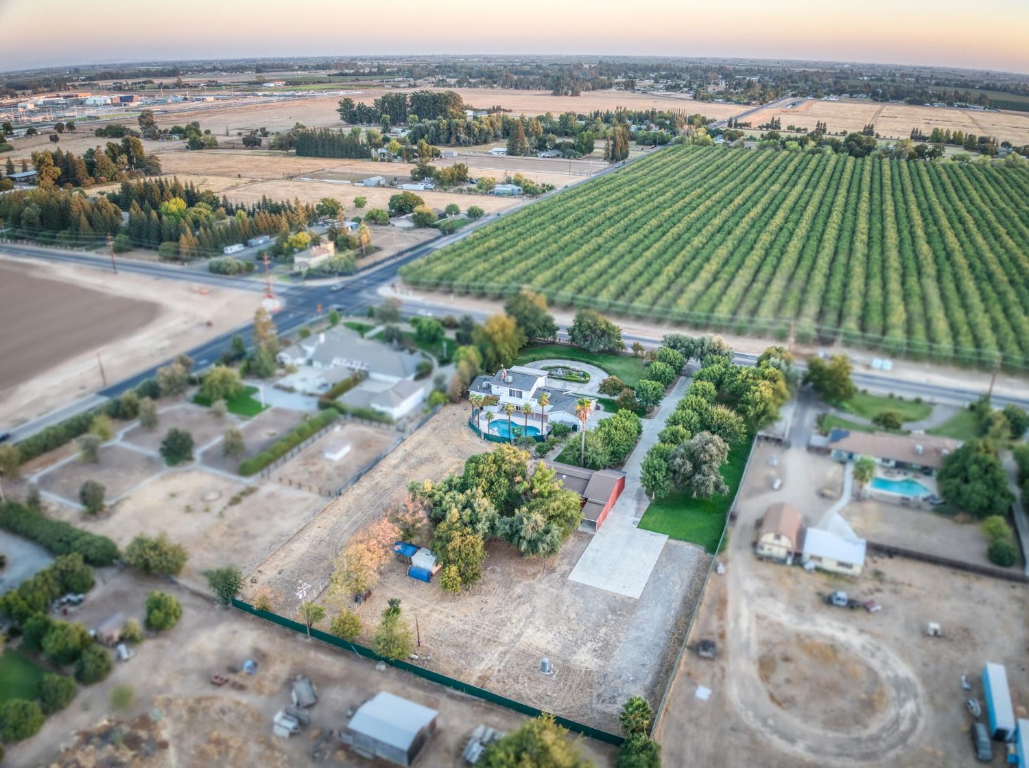 7950 E Shields Ave, Fresno, CA 93737