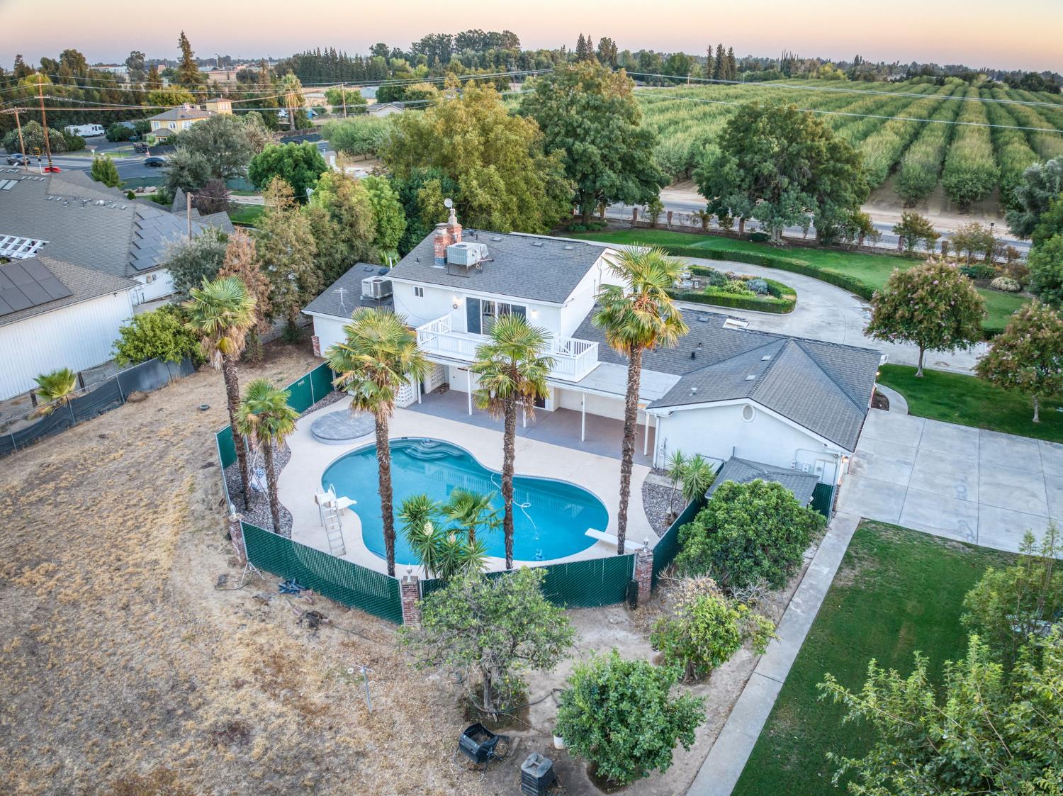 7950 E Shields Ave, Fresno, CA 93737