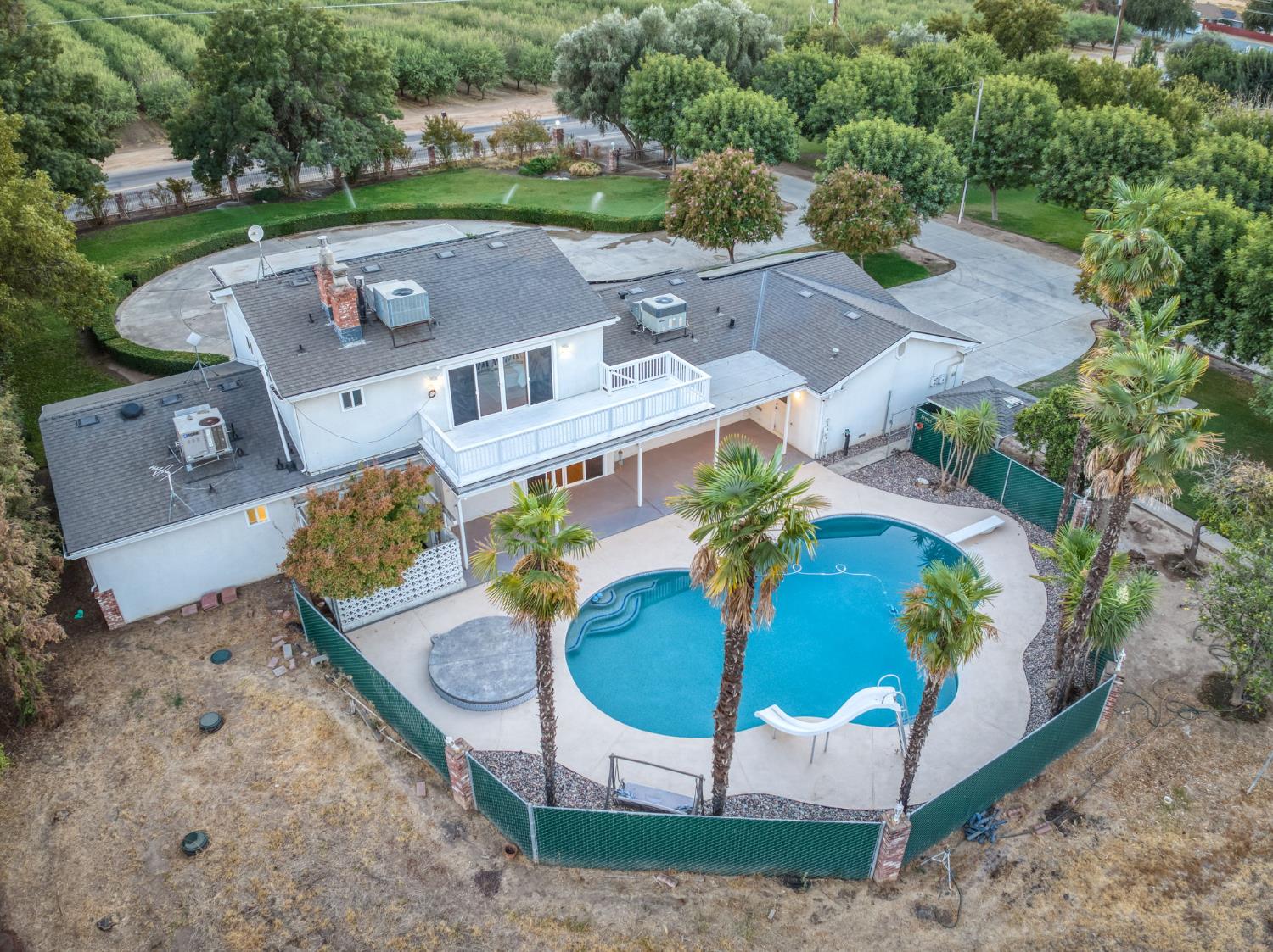 7950 E Shields Ave, Fresno, CA 93737