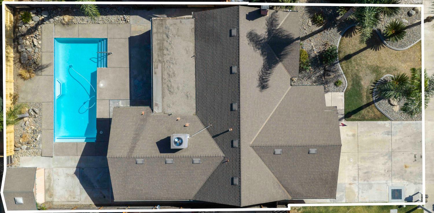 2824 W Hemlock Ct, Visalia, CA 93277