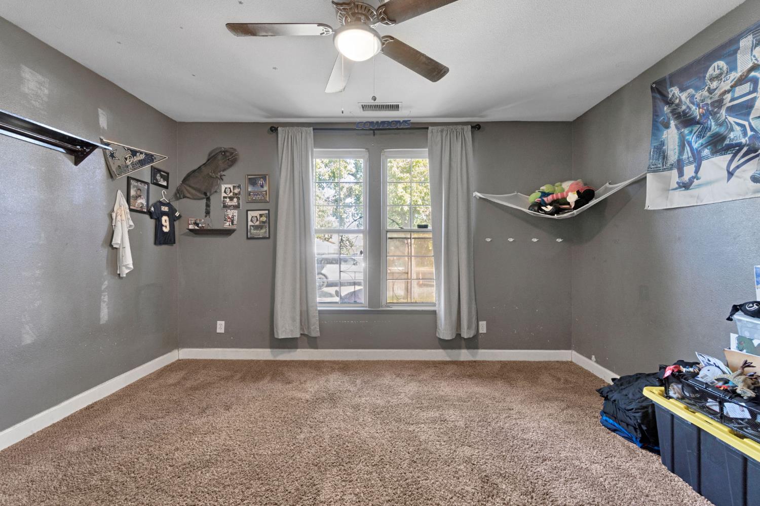 1500 Josephine Ct, Madera, CA 93638