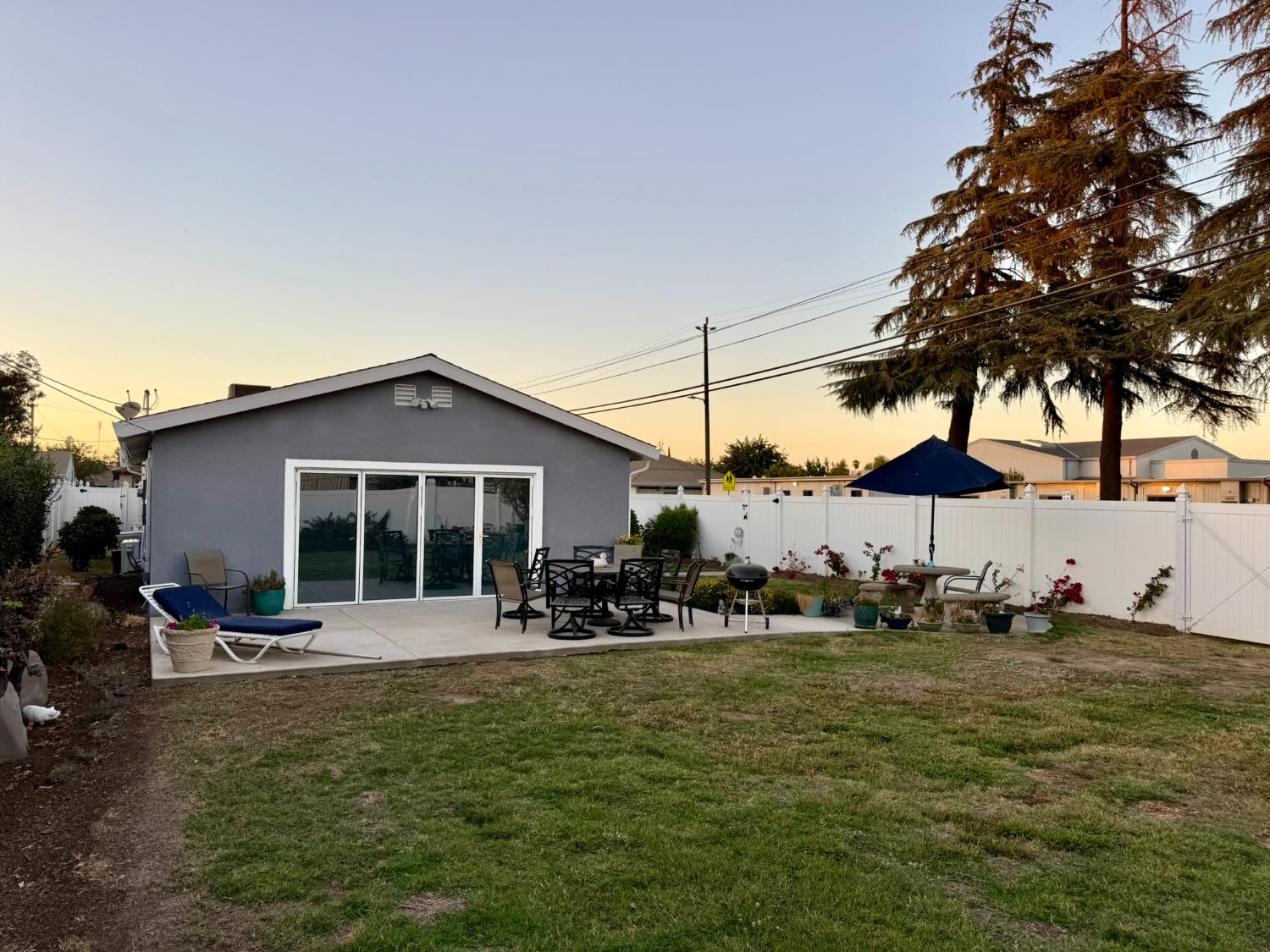 355 N 13th St, Chowchilla, CA 93610