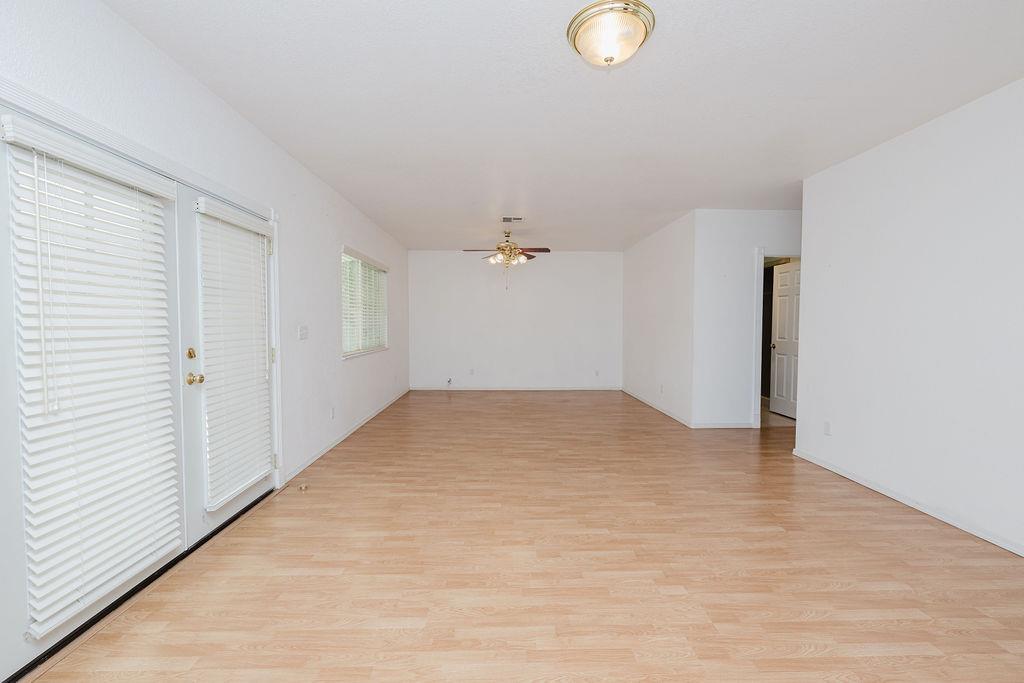 2994 E Ashlan Ave, Fresno, CA 93726
