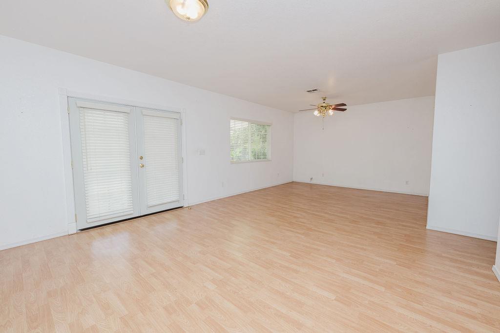 2994 E Ashlan Ave, Fresno, CA 93726