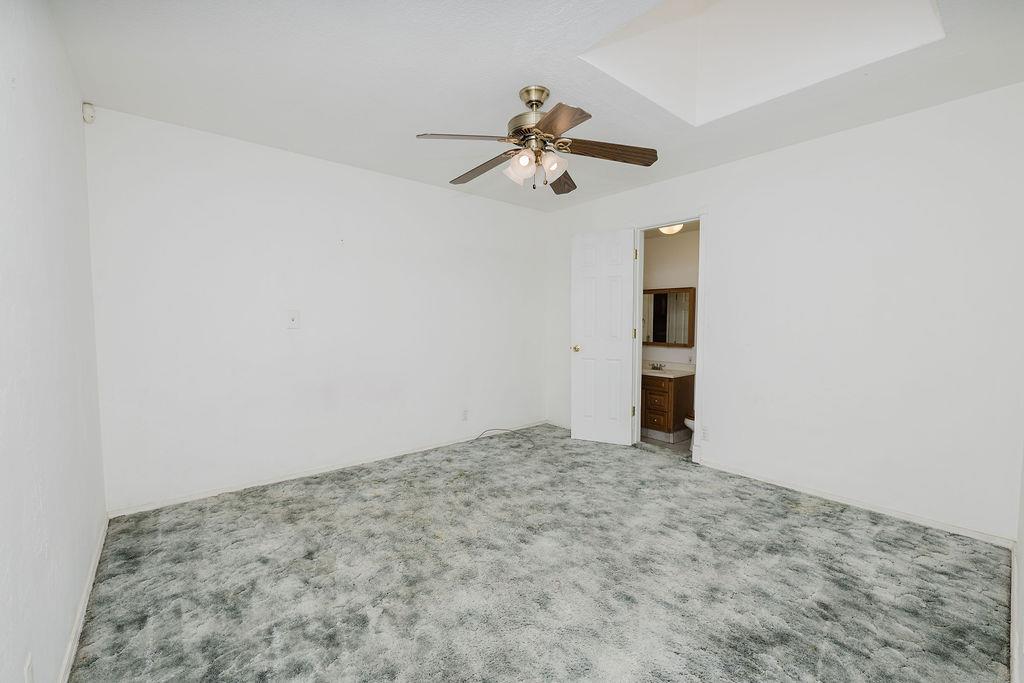 2994 E Ashlan Ave, Fresno, CA 93726