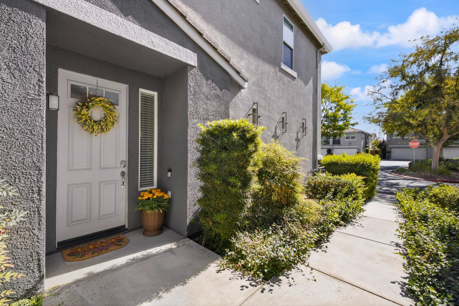 2047 Boccioni Ln, Clovis, CA 93611