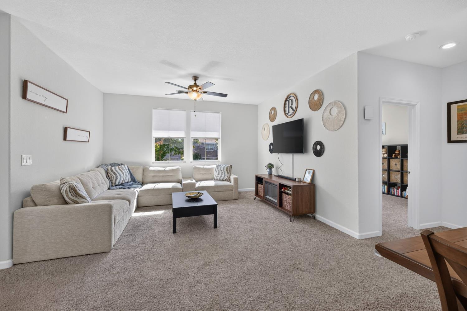 2047 Boccioni Ln, Clovis, CA 93611