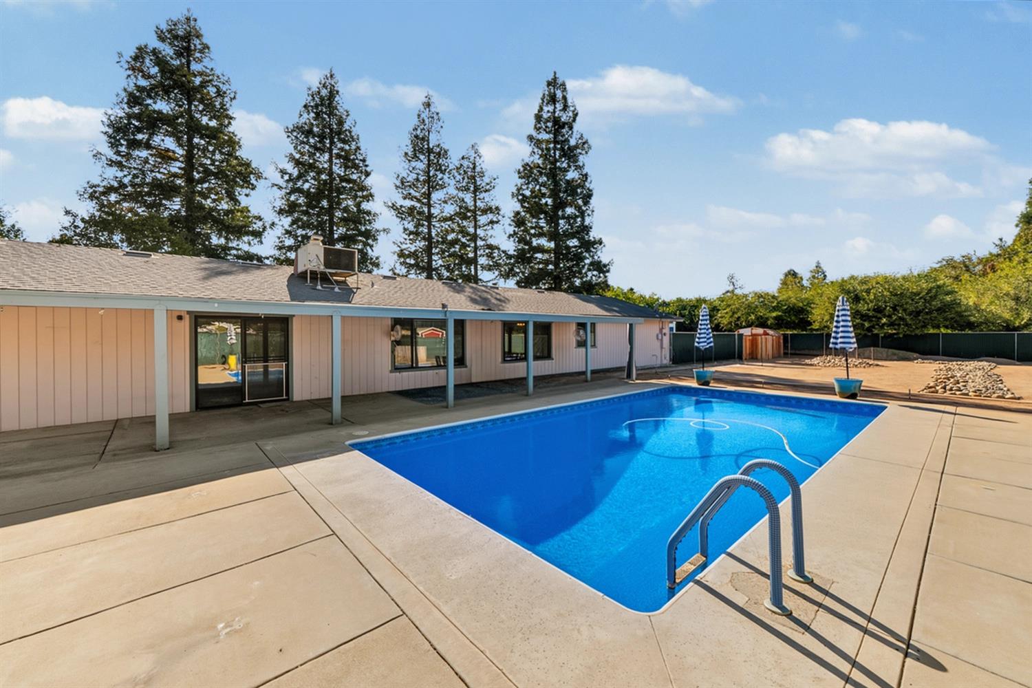 36223 Blossom Ave, Madera, CA 93636