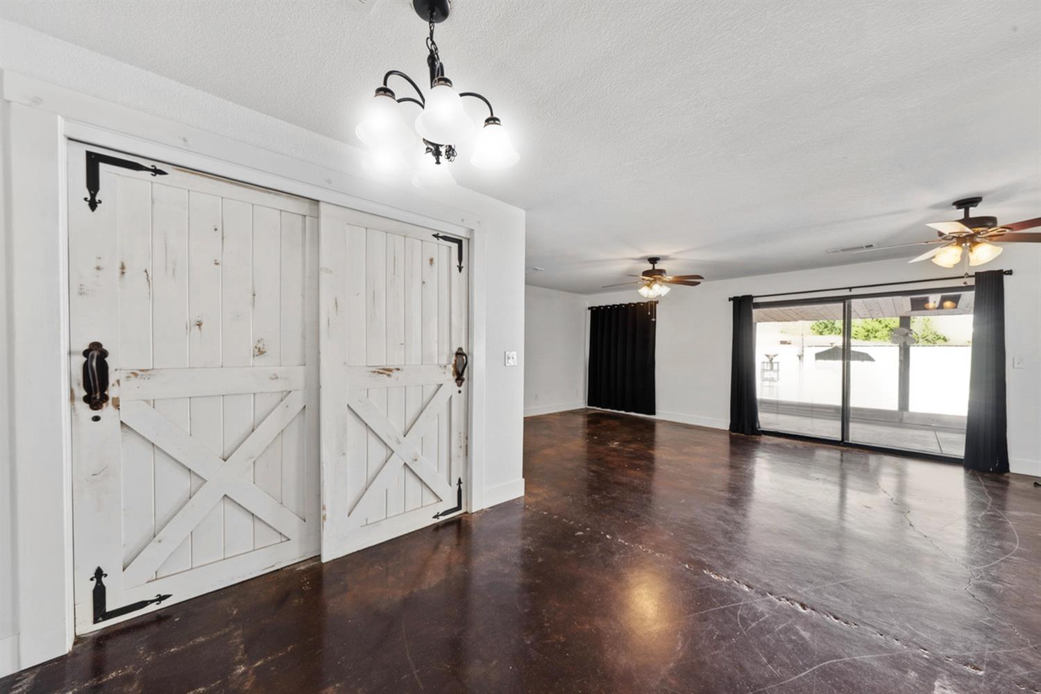 36223 Blossom Ave, Madera, CA 93636