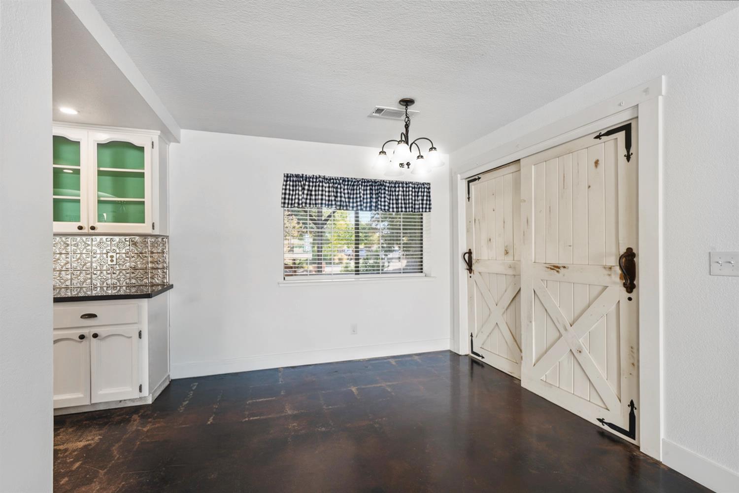 36223 Blossom Ave, Madera, CA 93636
