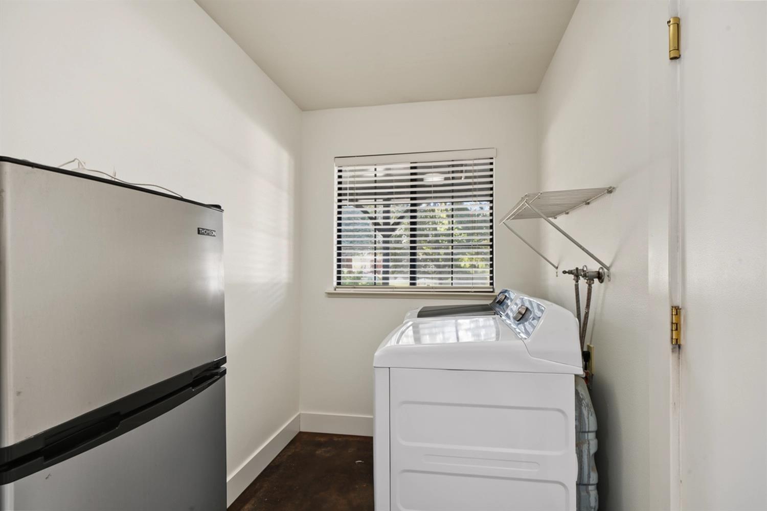 36223 Blossom Ave, Madera, CA 93636