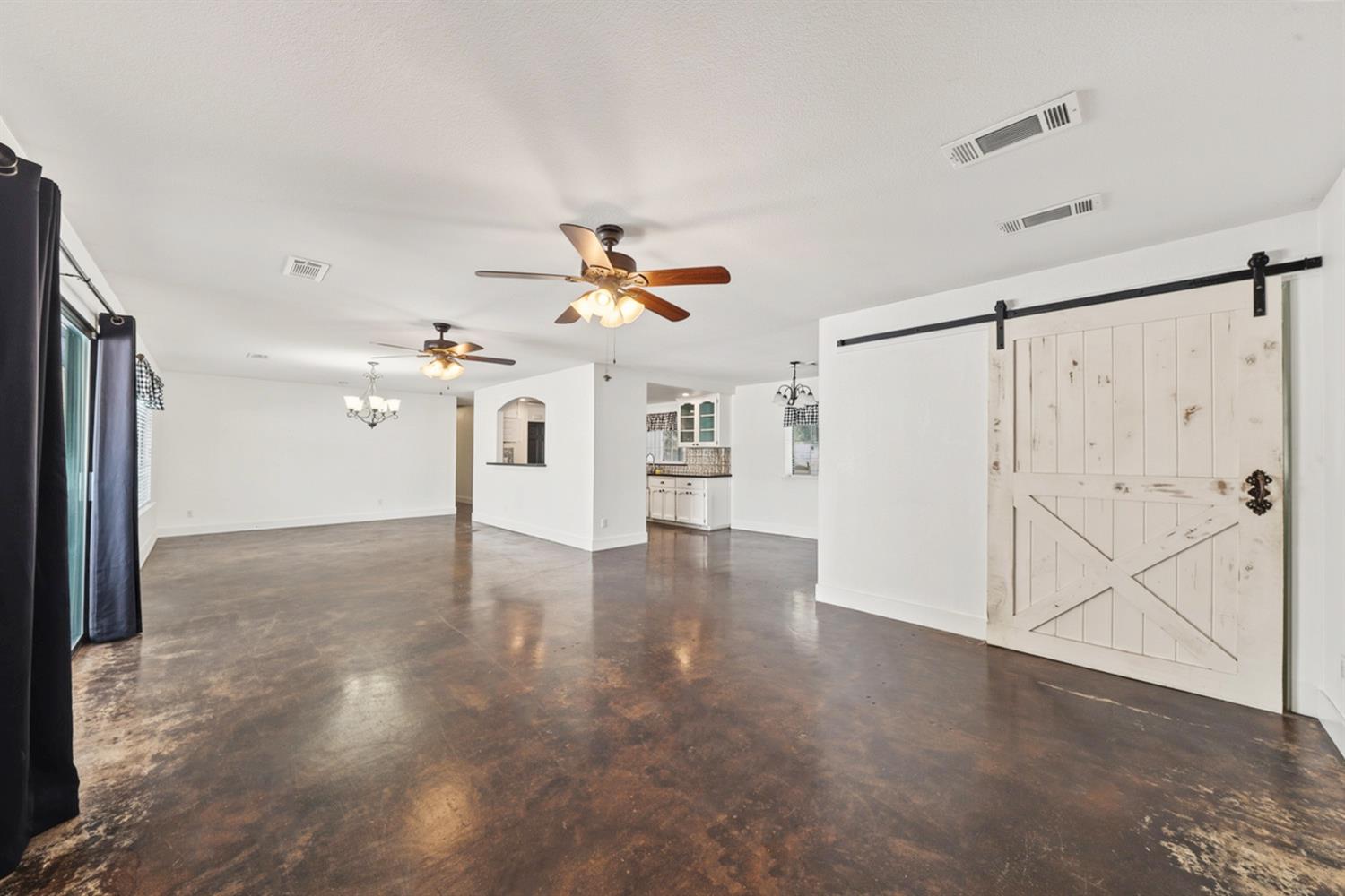 36223 Blossom Ave, Madera, CA 93636