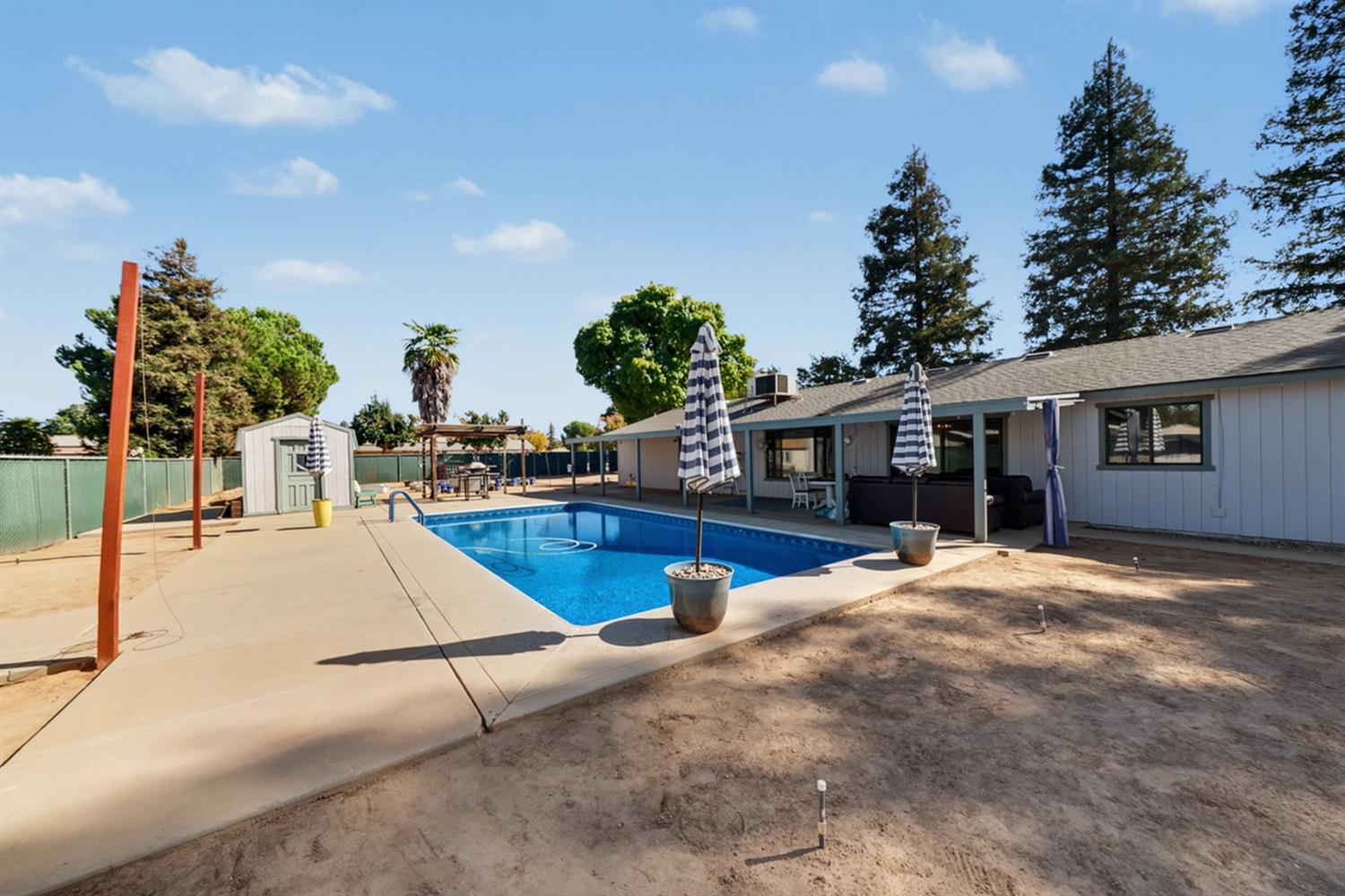 36223 Blossom Ave, Madera, CA 93636