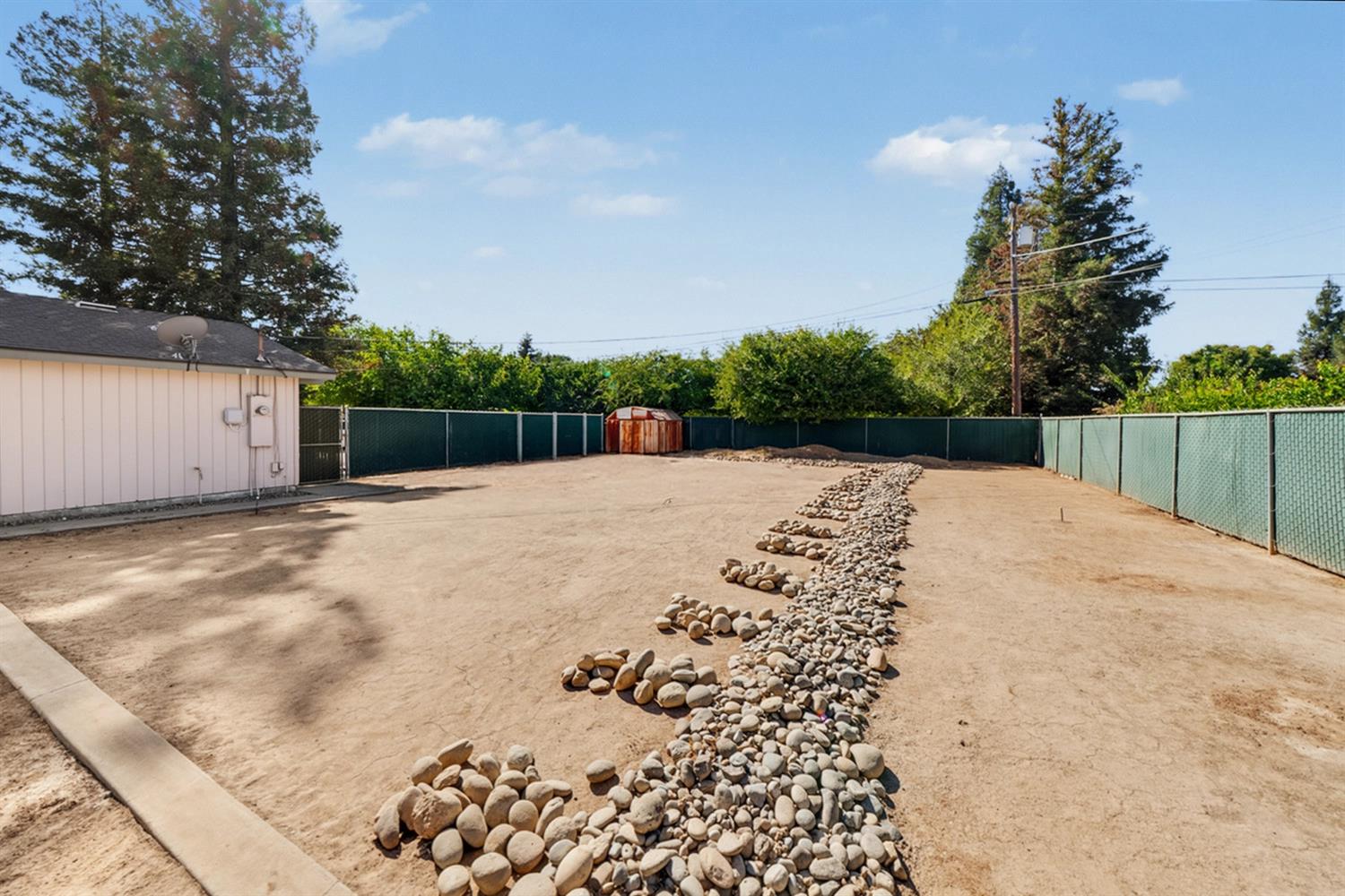 36223 Blossom Ave, Madera, CA 93636