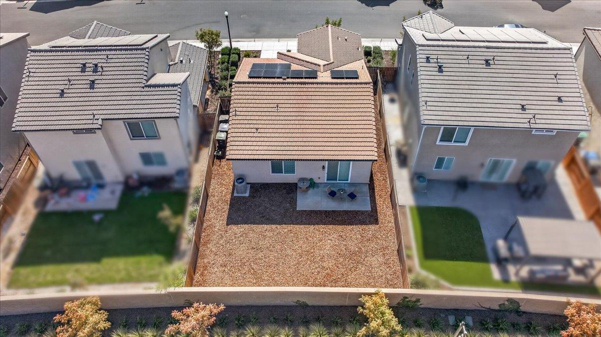 1165 Blue Oak Ln W, Madera, CA 93636