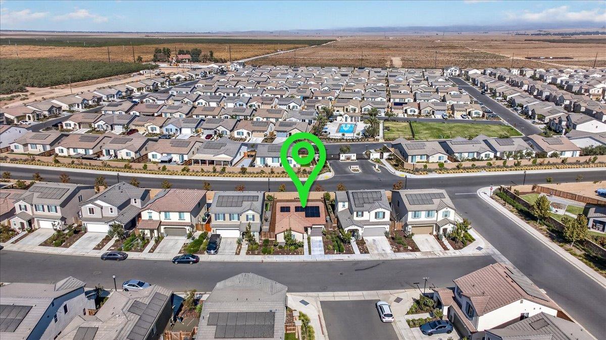 1165 Blue Oak Ln W, Madera, CA 93636