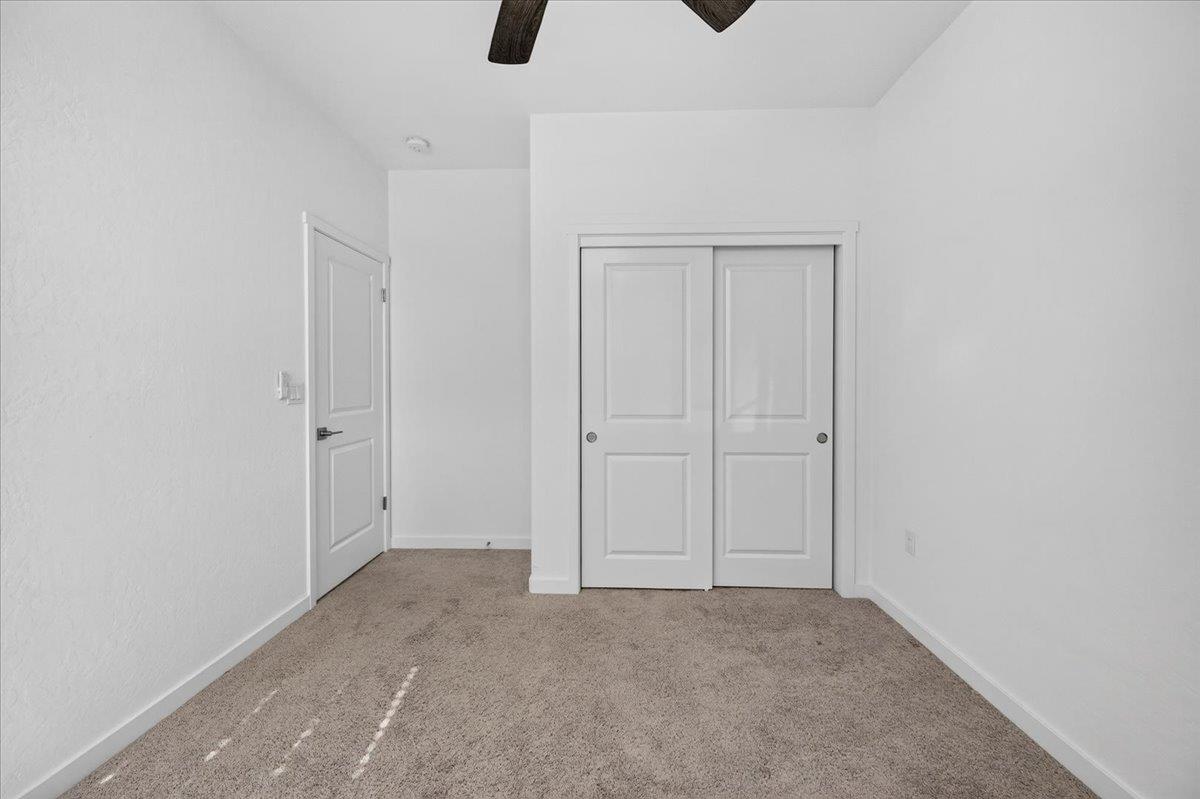 1165 Blue Oak Ln W, Madera, CA 93636