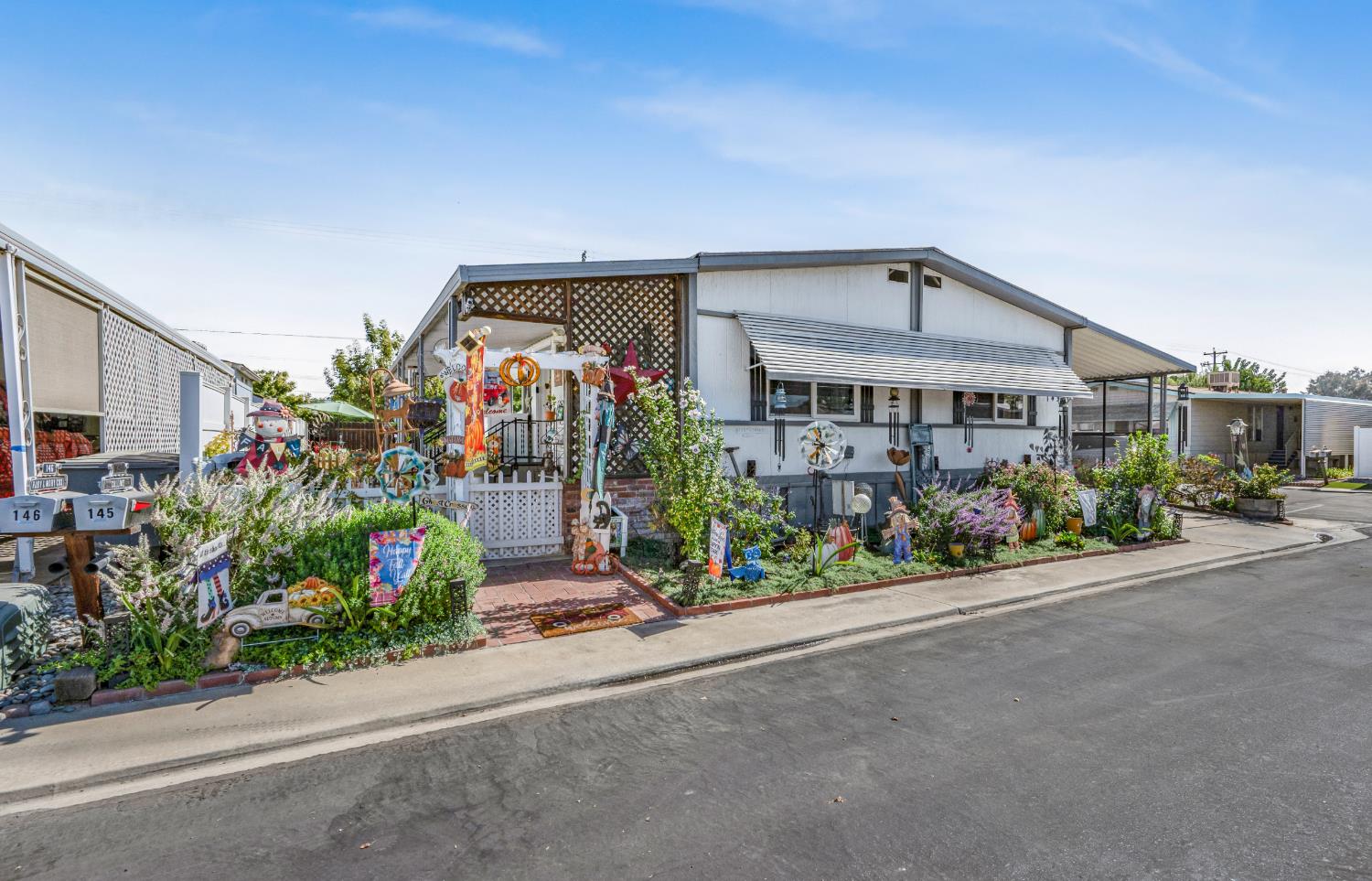 1551 6Th Avenue Dr #145, Kingsburg, CA 93631