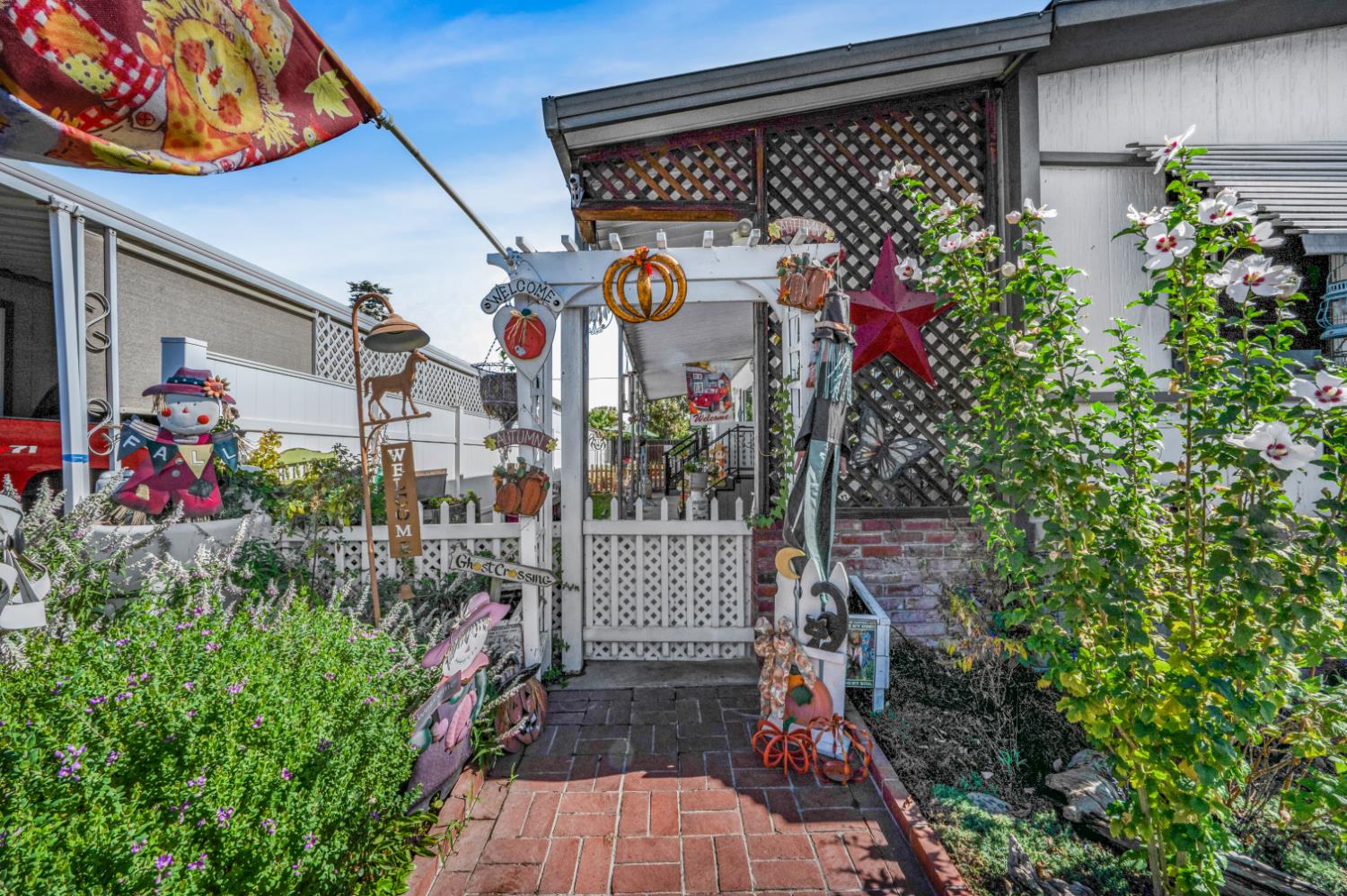 1551 6Th Avenue Dr #145, Kingsburg, CA 93631