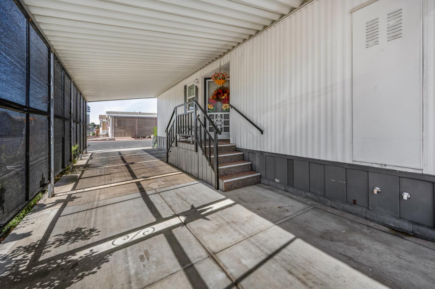 1551 6Th Avenue Dr #145, Kingsburg, CA 93631