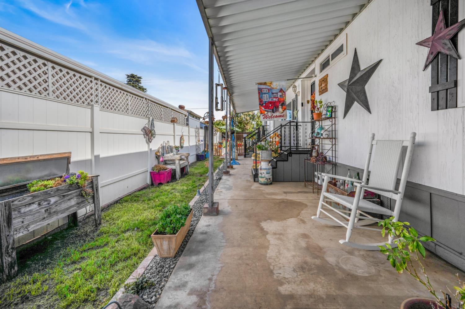 1551 6Th Avenue Dr #145, Kingsburg, CA 93631