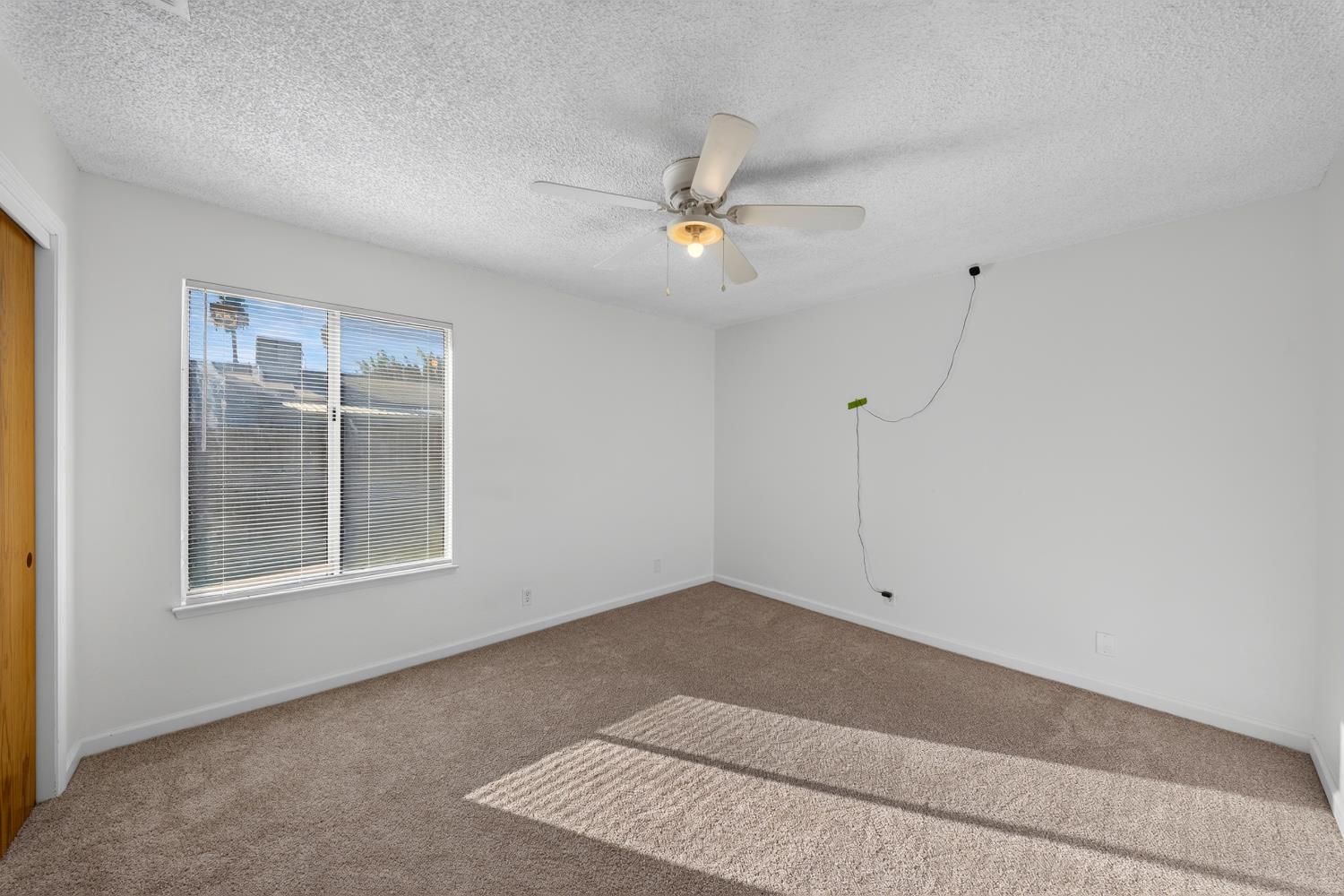 1423 Belinda Dr, Lemoore, CA 93245