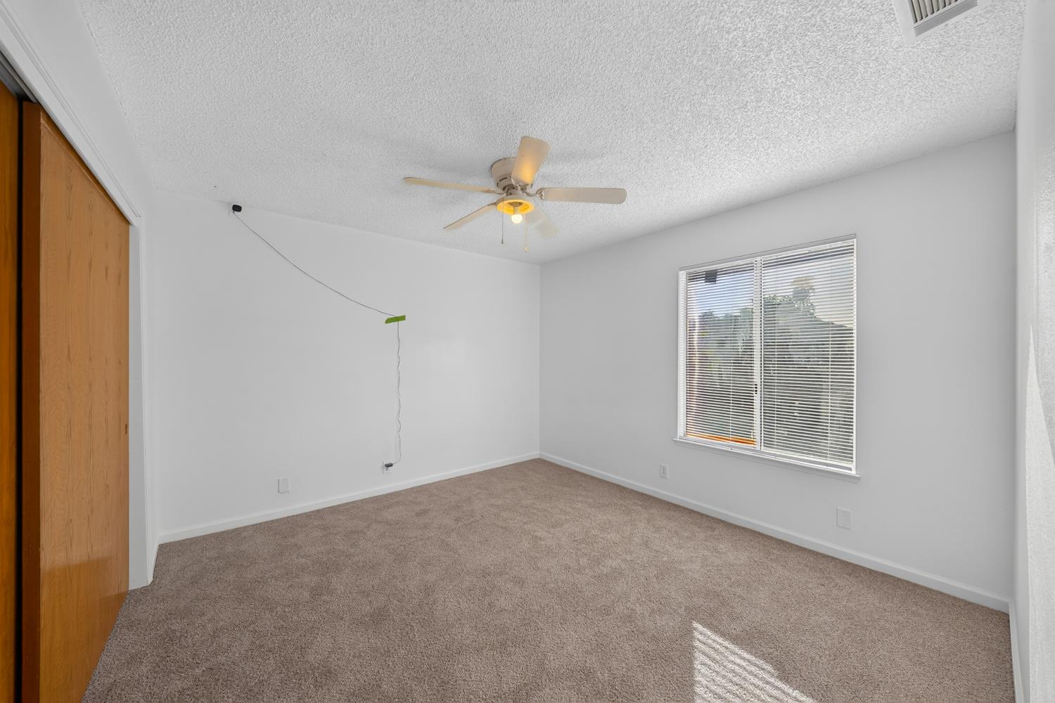 1423 Belinda Dr, Lemoore, CA 93245