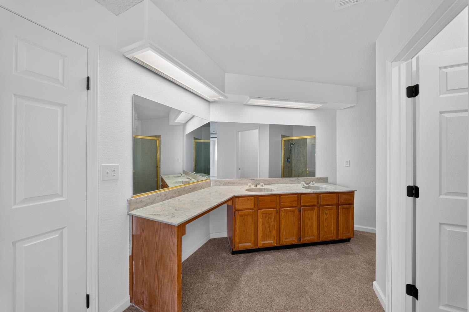 1423 Belinda Dr, Lemoore, CA 93245