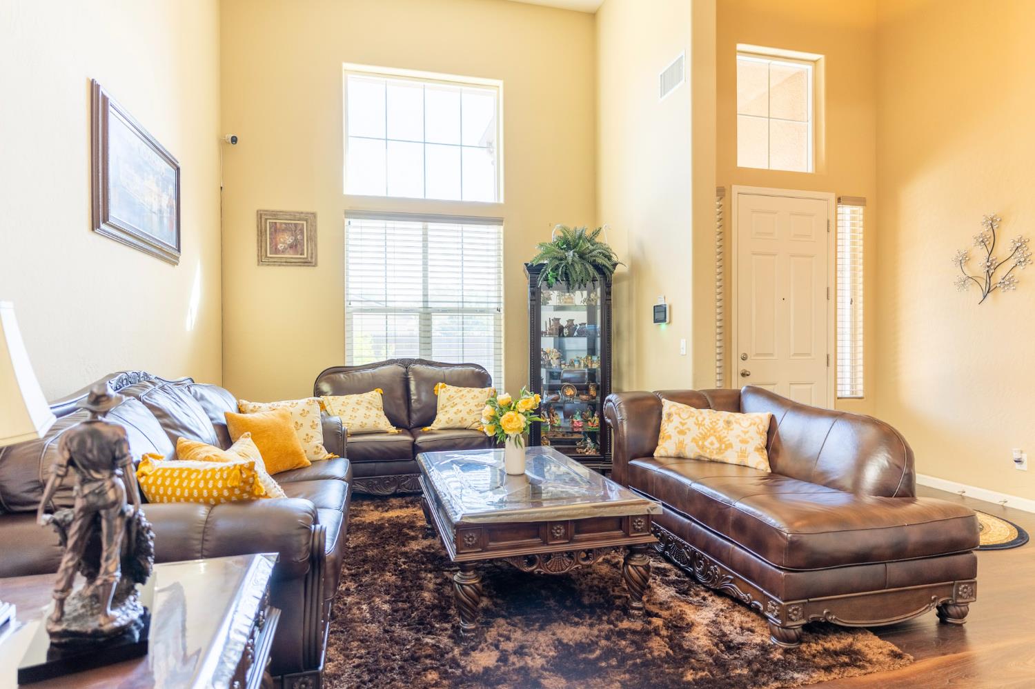 654 Agua Dulce Ave, Clovis, CA 93619