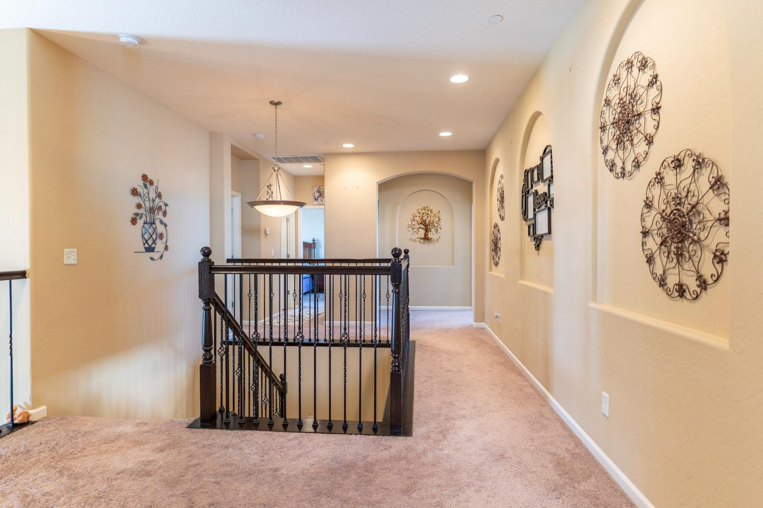 654 Agua Dulce Ave, Clovis, CA 93619