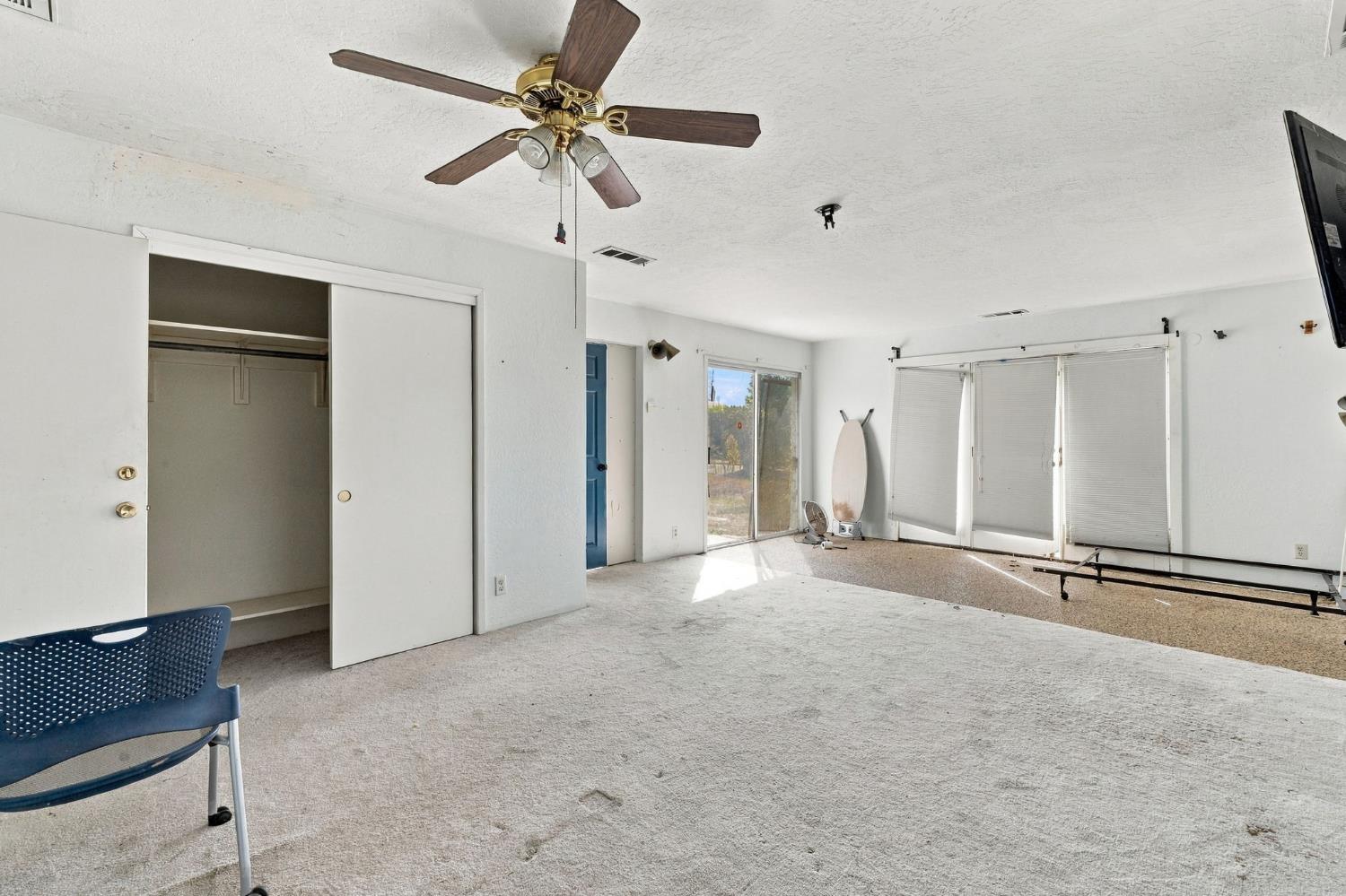 9333 E Belmont Ave, Sanger, CA 93657