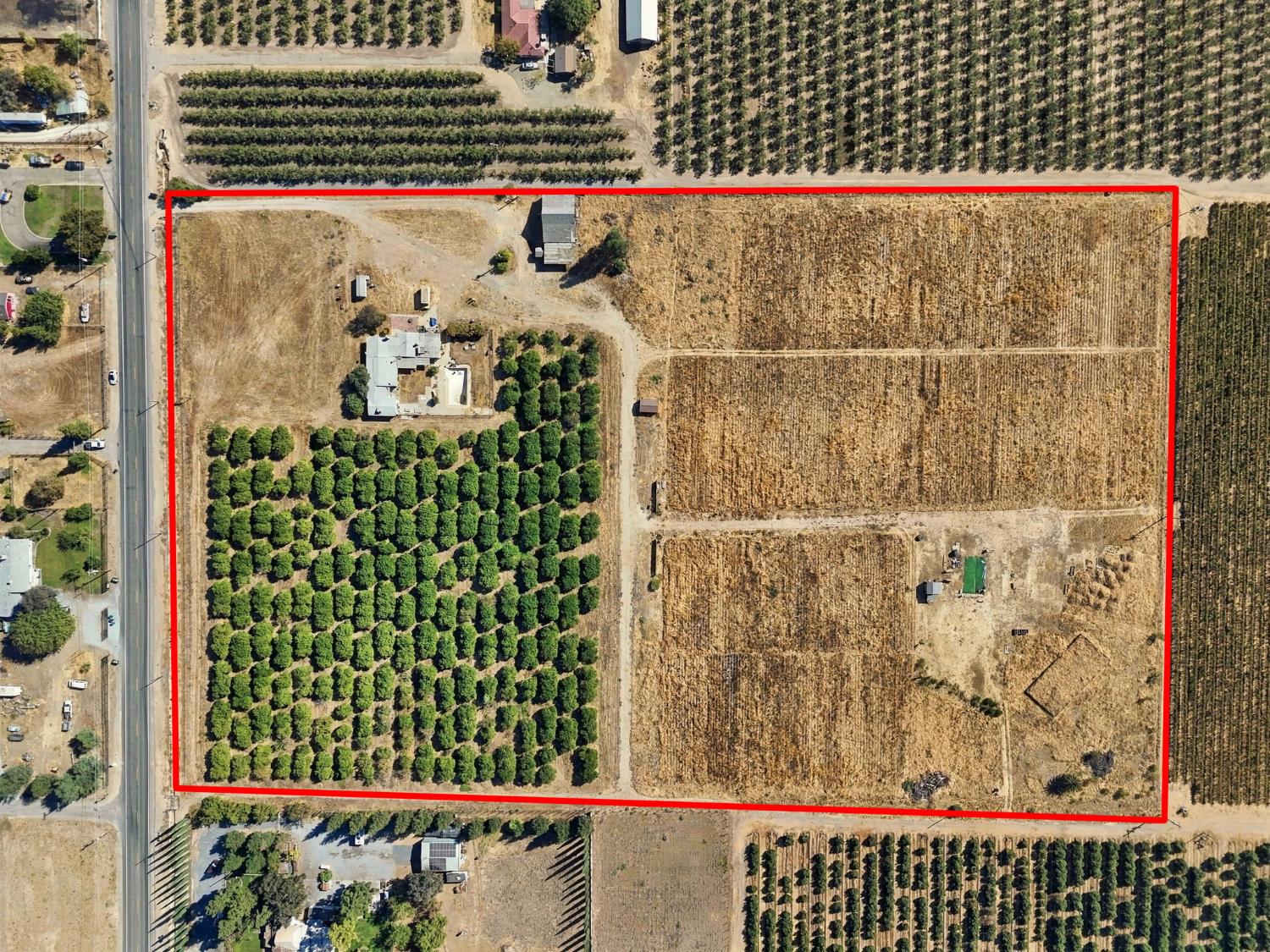 9333 E Belmont Ave, Sanger, CA 93657