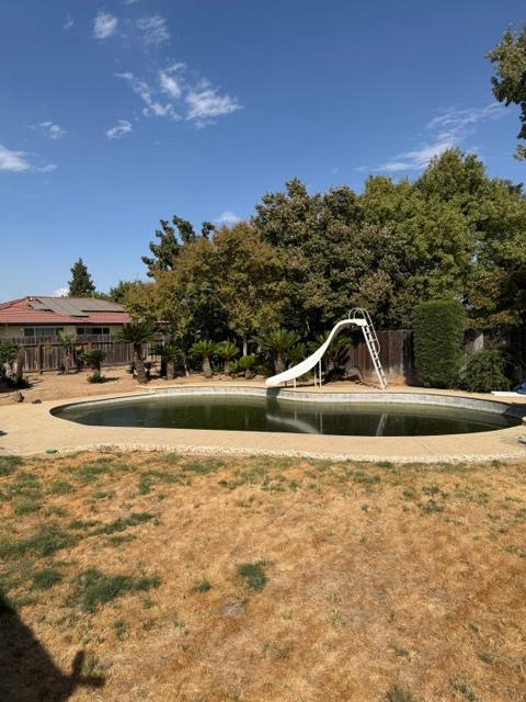 6664 N Whitney Ave, Fresno, CA 93710