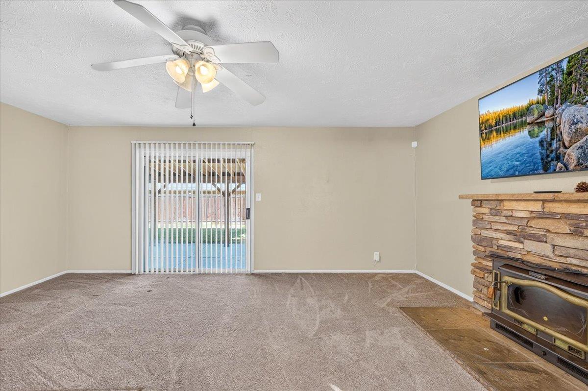 4308 N Cedar Ave, Fresno, CA 93726