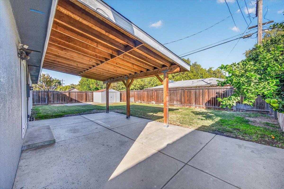 4308 N Cedar Ave, Fresno, CA 93726