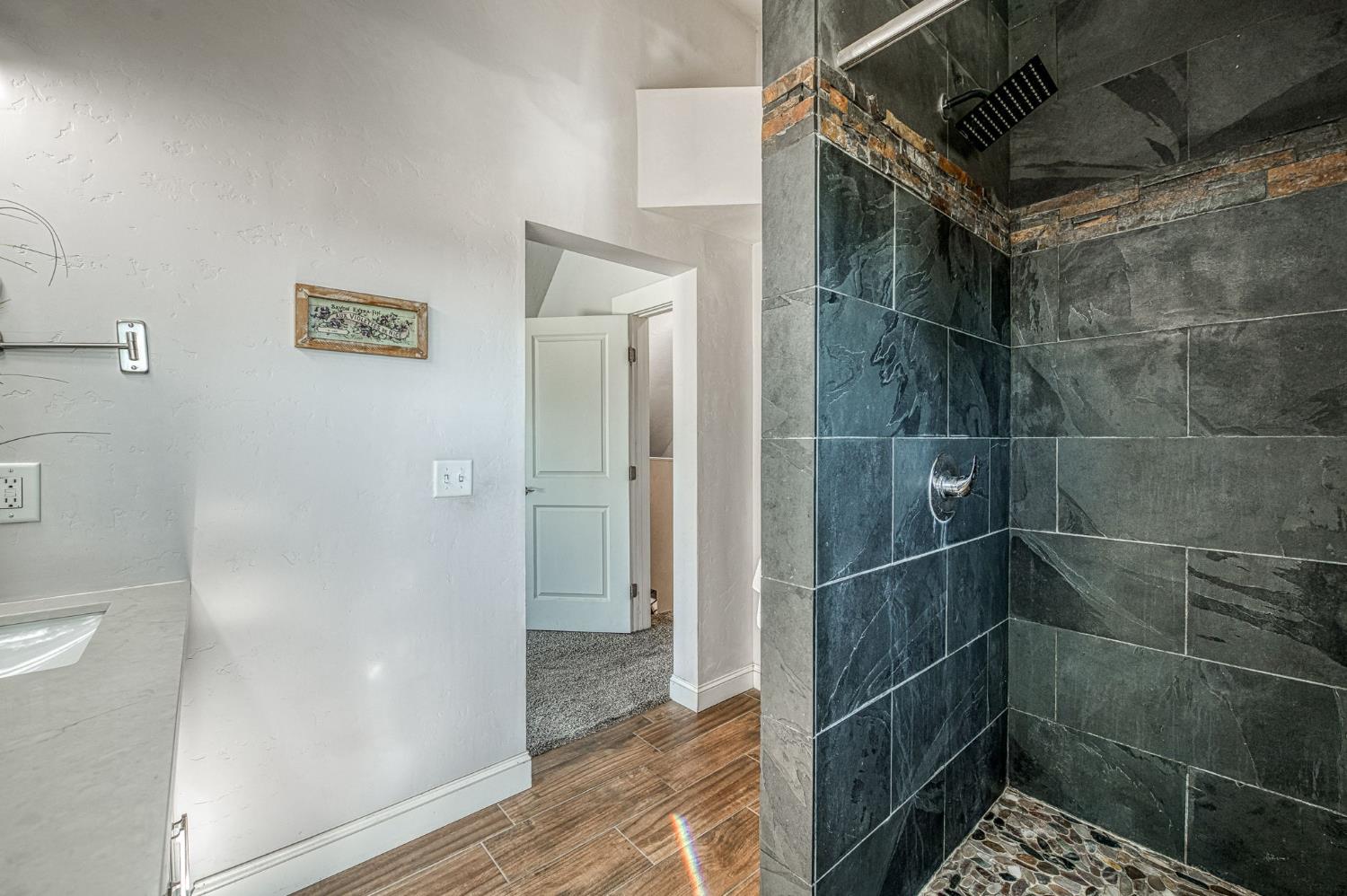 26826 Twin Ponds Rd, Clovis, CA 93619