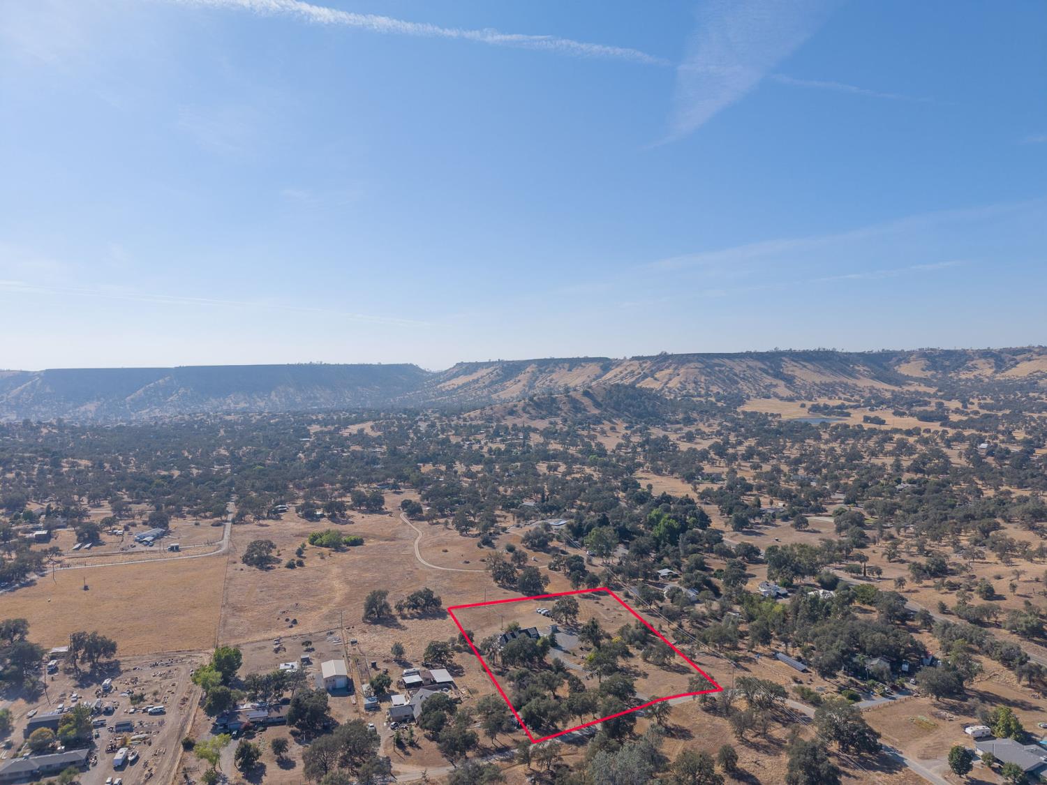 26826 Twin Ponds Rd, Clovis, CA 93619