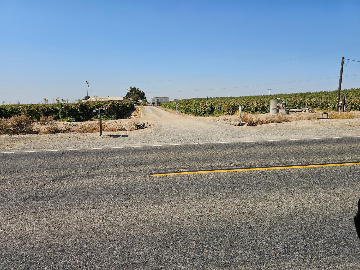 3553 S Dickenson Ave, Fresno, CA 93706