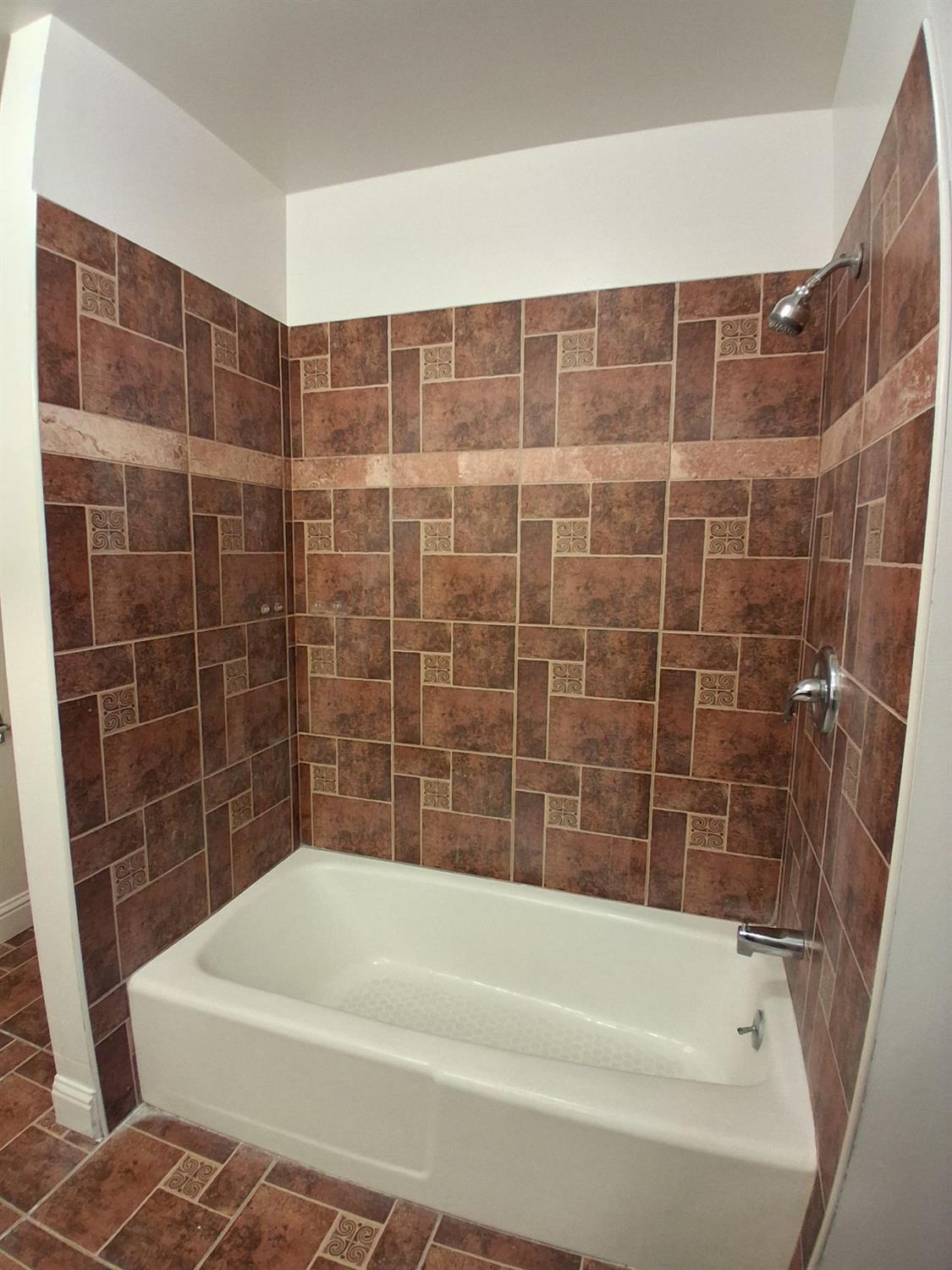 1493 W Fairmont Ave, Fresno, CA 93705