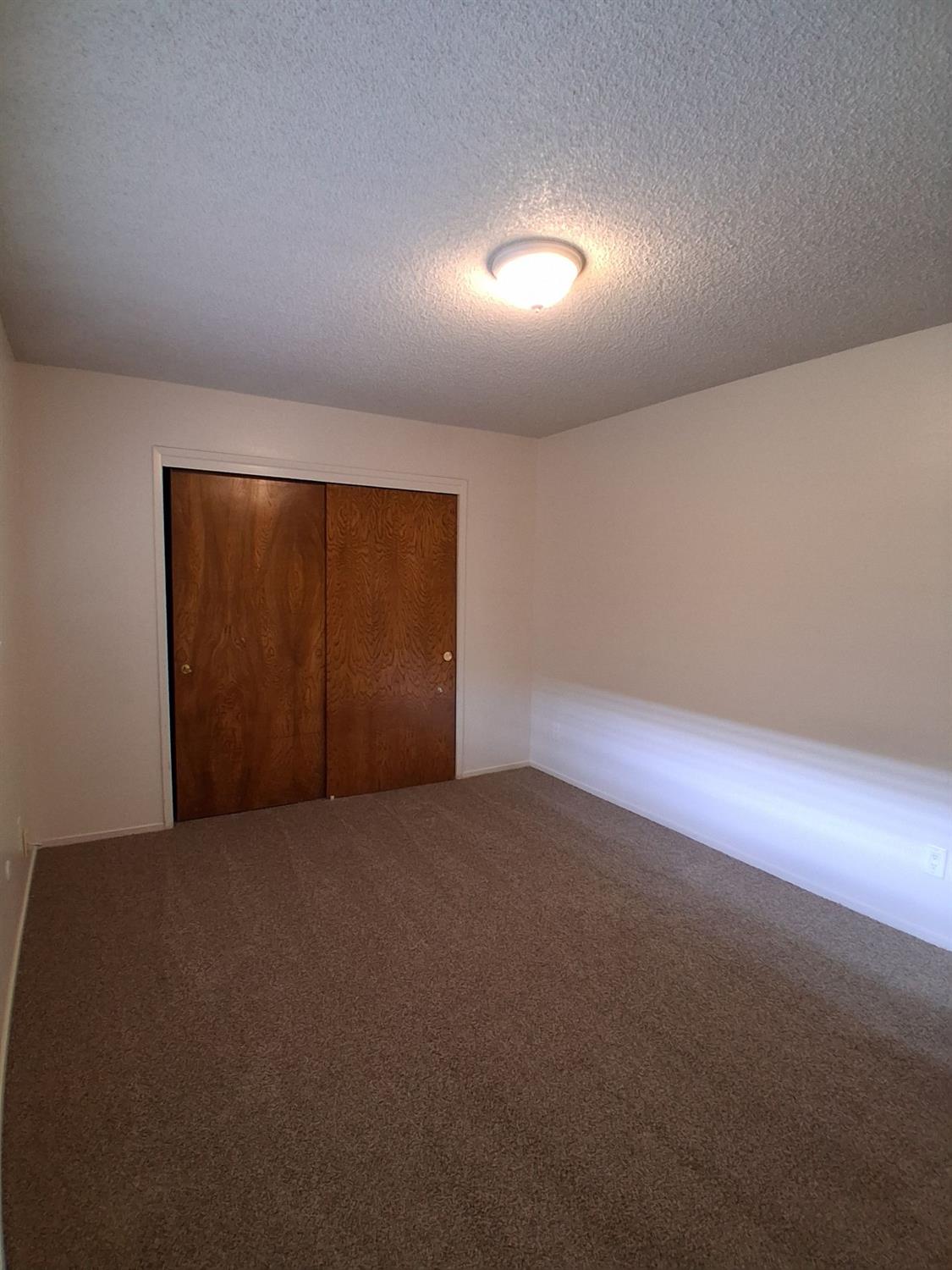 1493 W Fairmont Ave, Fresno, CA 93705